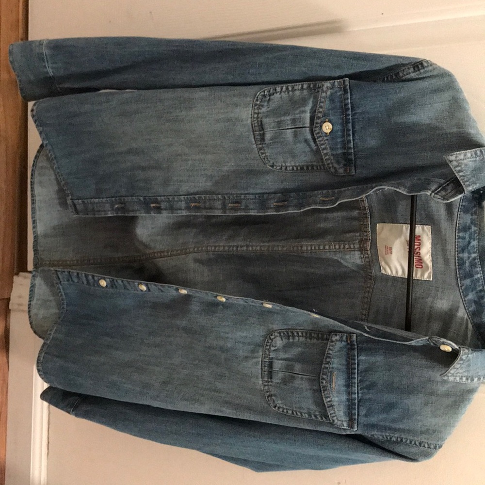 Light-wash denim shirt